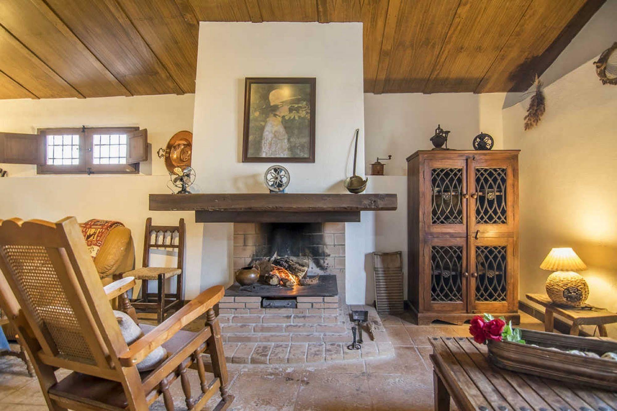 Alojamiento Rural El Cortijuelo Hotel Illora Luaran gambar