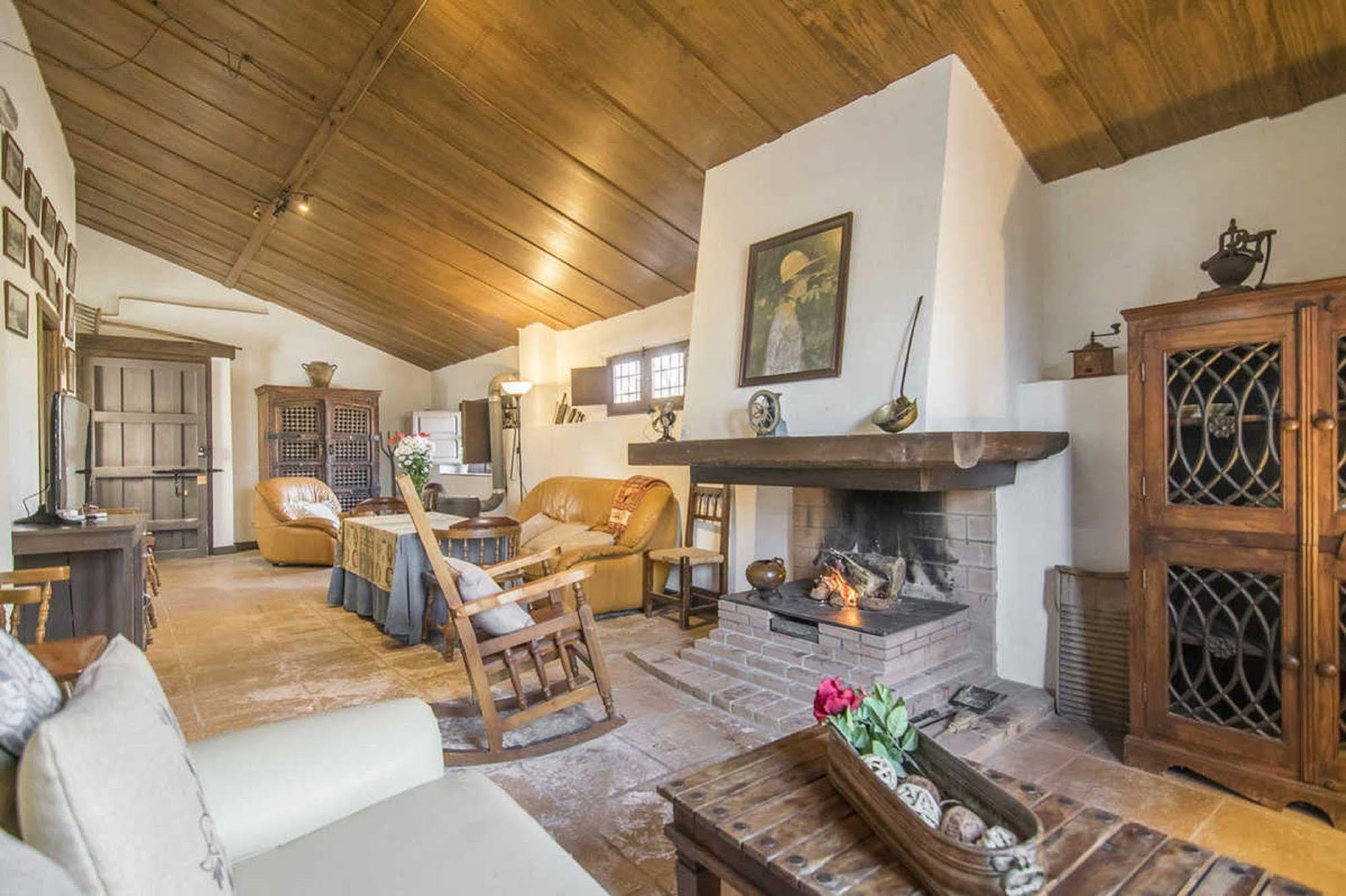 Alojamiento Rural El Cortijuelo Hotel Illora Luaran gambar