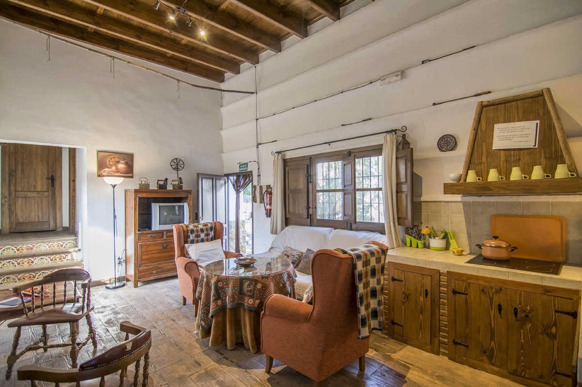 Alojamiento Rural El Cortijuelo Hotel Illora Luaran gambar