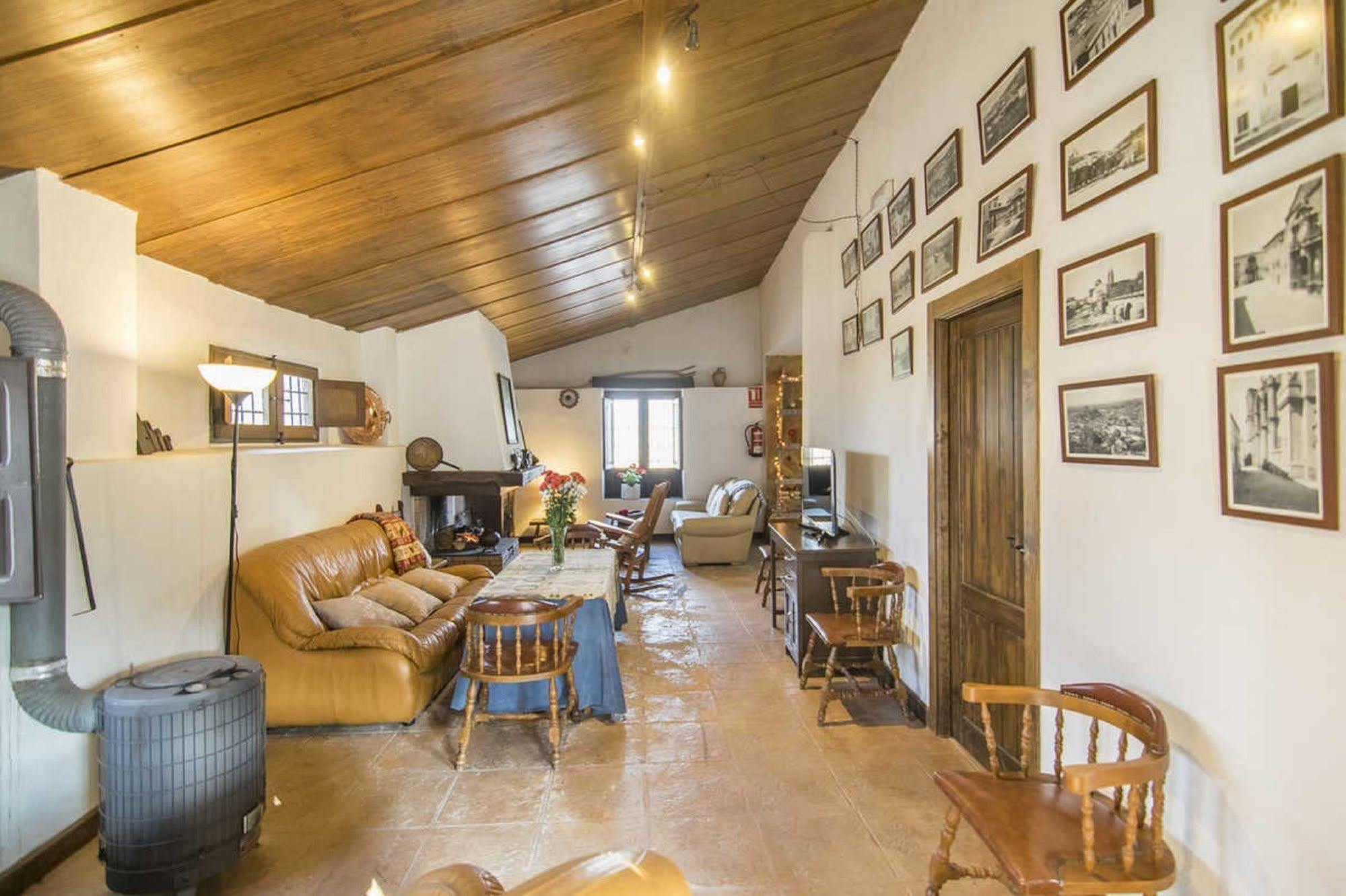 Alojamiento Rural El Cortijuelo Hotel Illora Luaran gambar