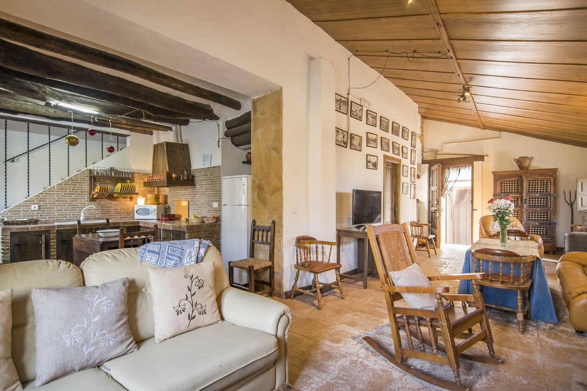 Alojamiento Rural El Cortijuelo Hotel Illora Luaran gambar
